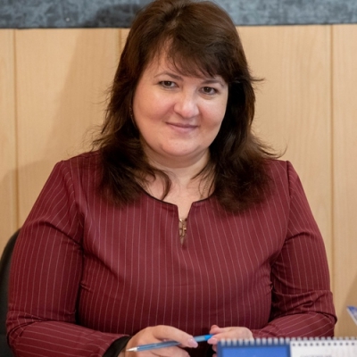 ЖАРОВА Елена Михайловна